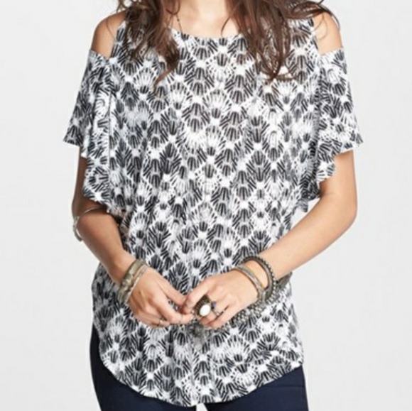We The Free Cold Shoulder Print Top - Picture 2 of 7